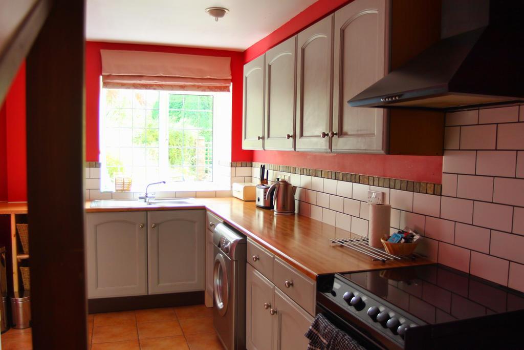 Bramley Cottage Ottery St Mary Exteriör bild